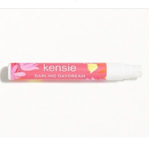 Kensie Spray in Darling Daydream